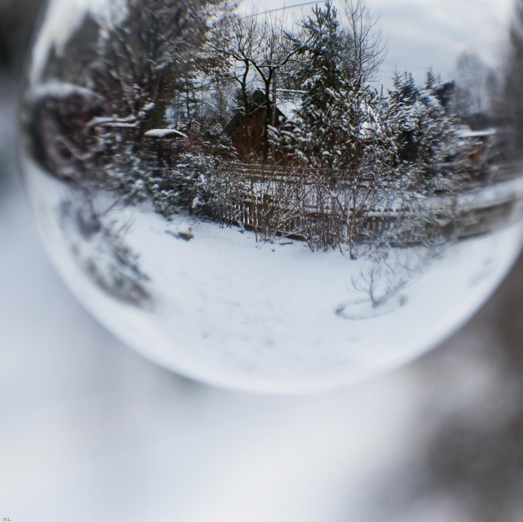 Blick durch die Glaskugel